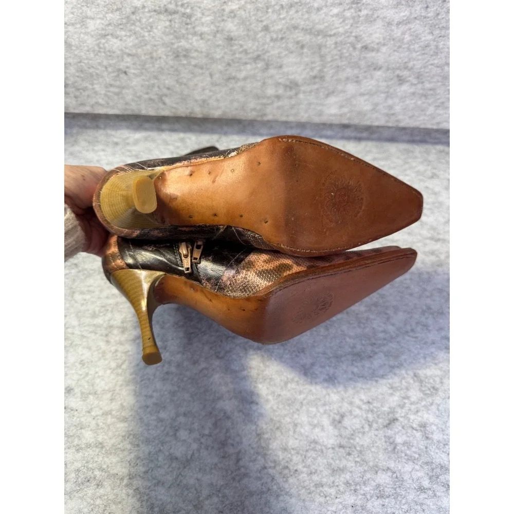 Woman's Artinsinal Floral Boots Size 8 bag festival